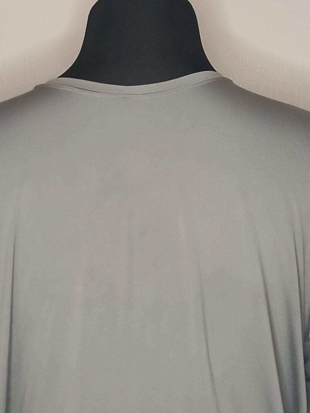 Patagonia Daily Men's Gray XXL Capilene Baselayer Tee (1051C4) - Picture 5 of 9